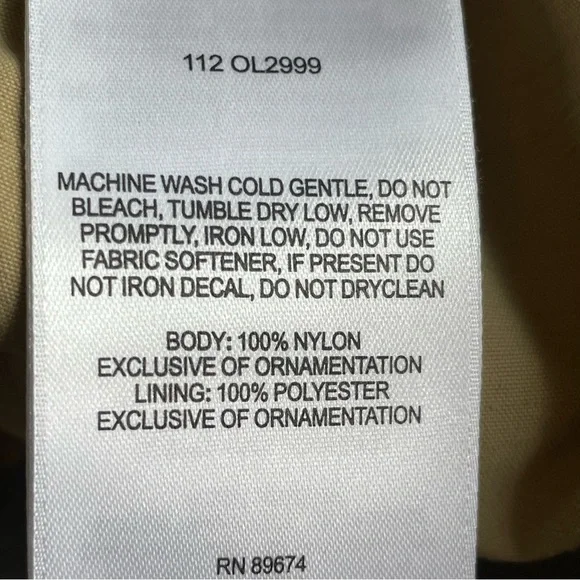 Mountain Hardwear Khaki Hiking Low Rise Shorts Size 10 - Picture 8 of 12